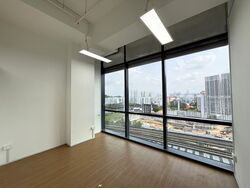 Woods Square (D25), Office #533361481